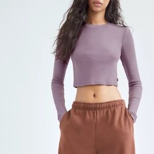 Aritzia TNA Ribbed Cropped Longsleeve - lavender